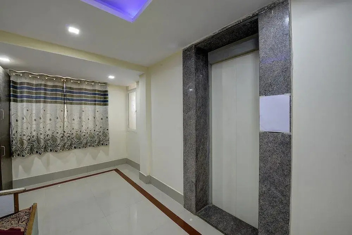 SPOT ON 37153 Karavali Paradise