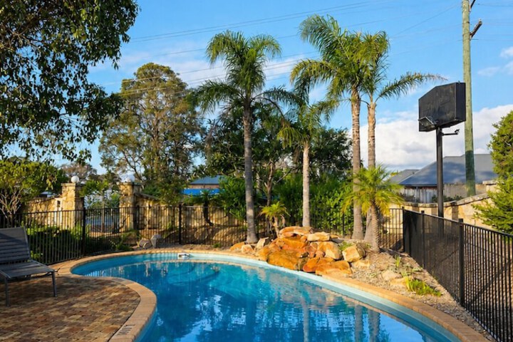 Pools & Facilities