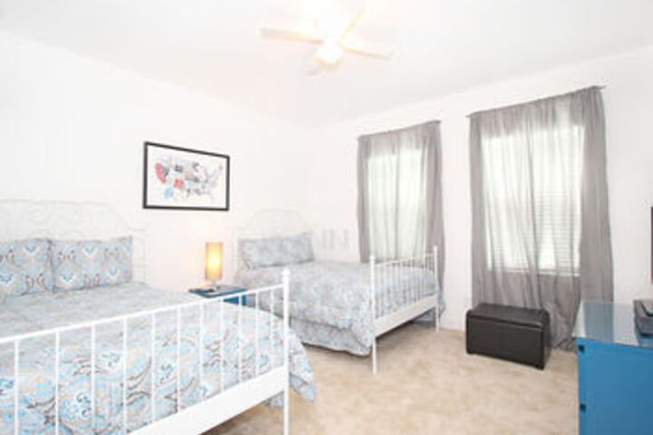 Room 74 of 112
