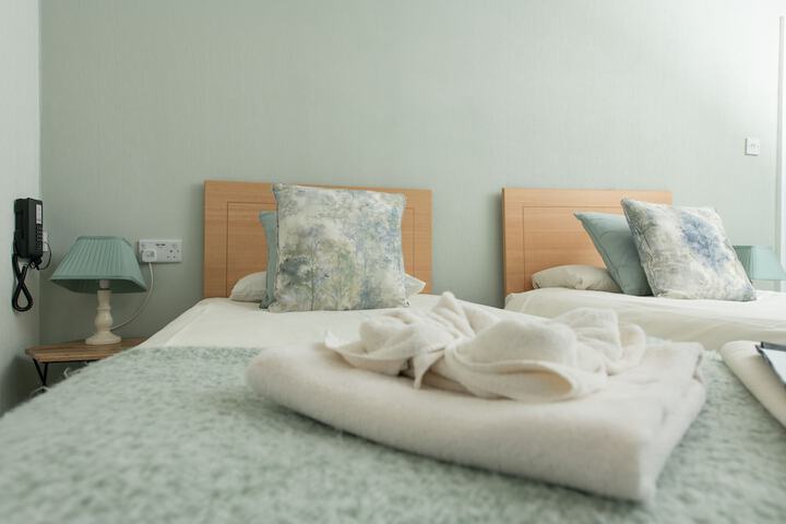 Room 15 of 46