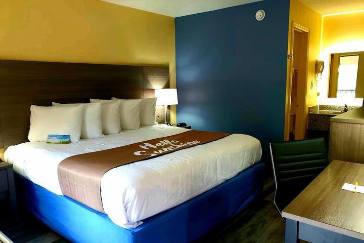 1 King Bed Mobility Accessible (5 of 16)