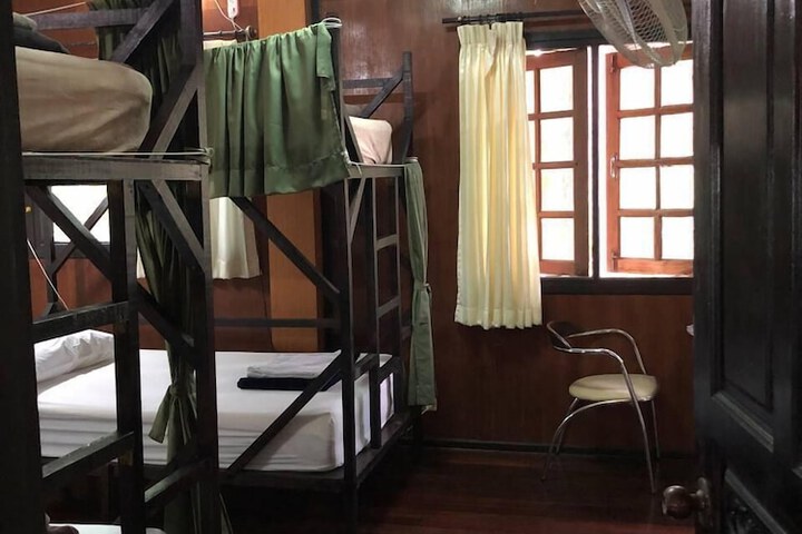 Room 15 of 53