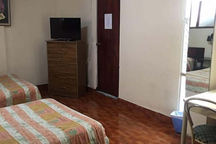 Room 17 of 24