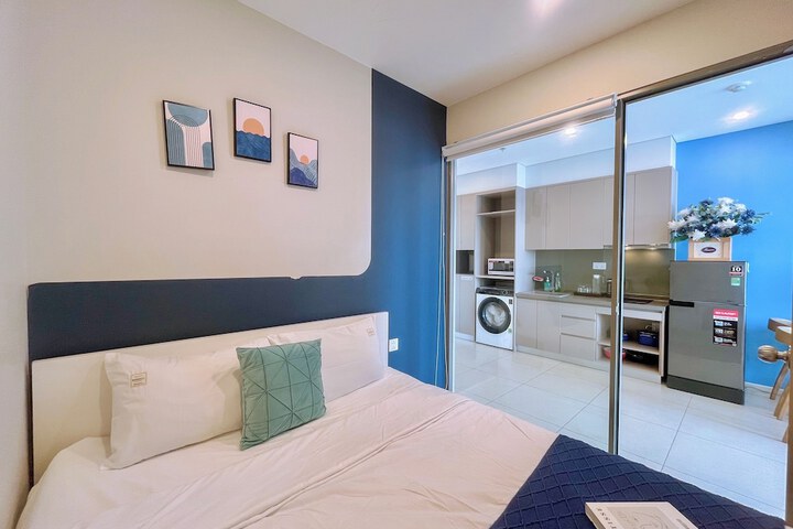 Room 107 of 299
