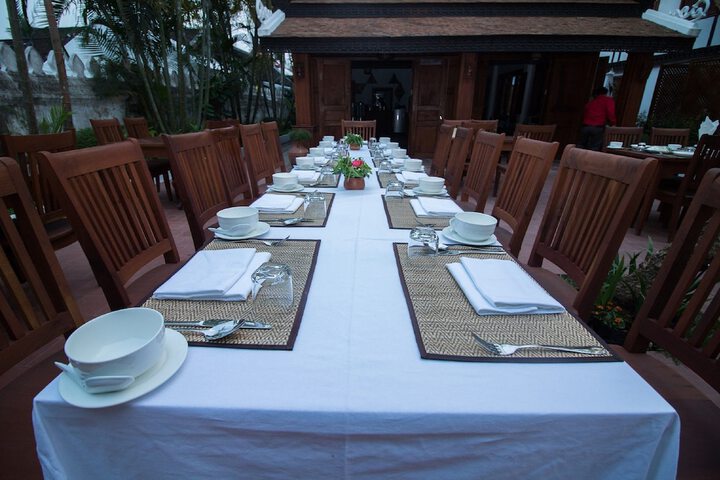 Dining 30 of 47