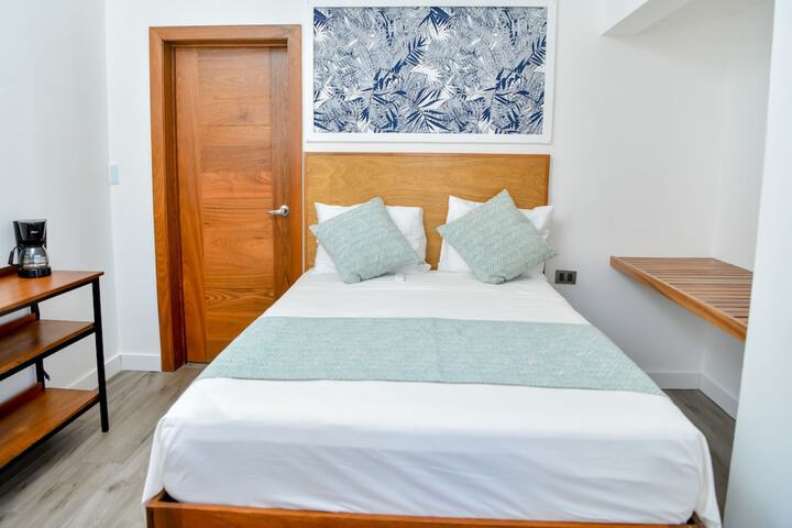 Room 2 of 22