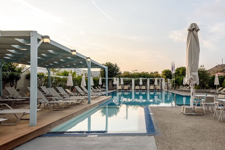 Pool Hotel
