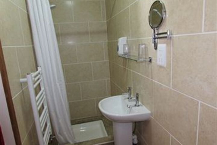 Room 5 of 39