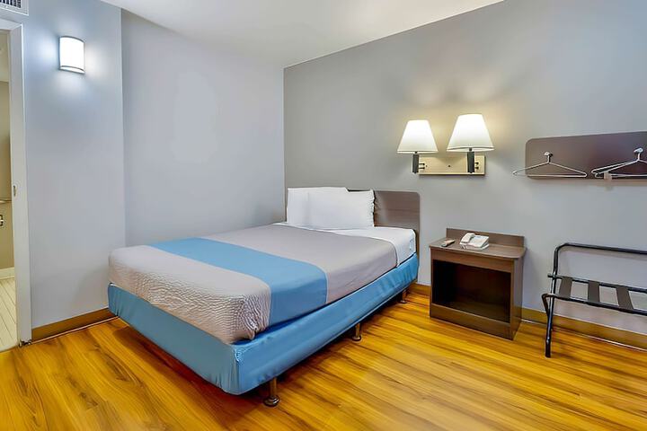 Room 14 of 45