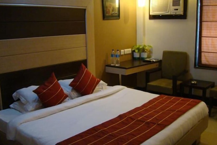 Room 5 of 22