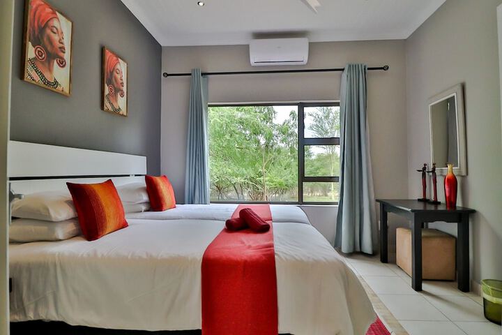 Room 5 of 96