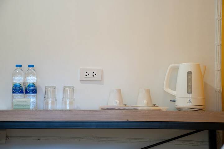 Breakfast/Coffee Service 12 of 34