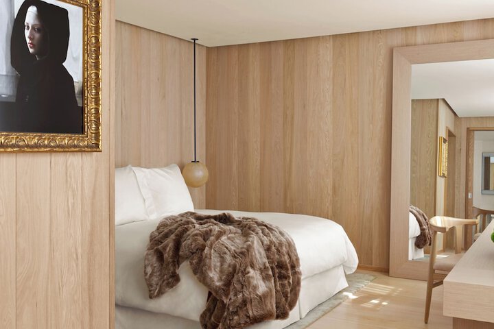 Room 45 of 139