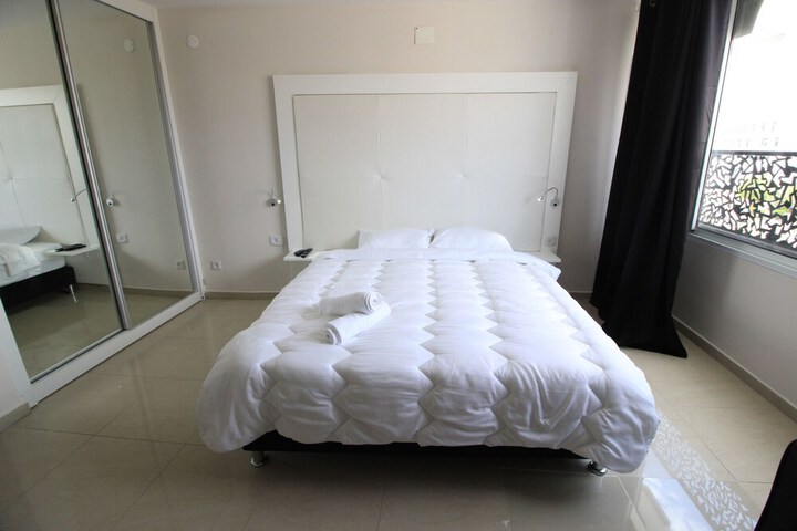 Room 13 of 70