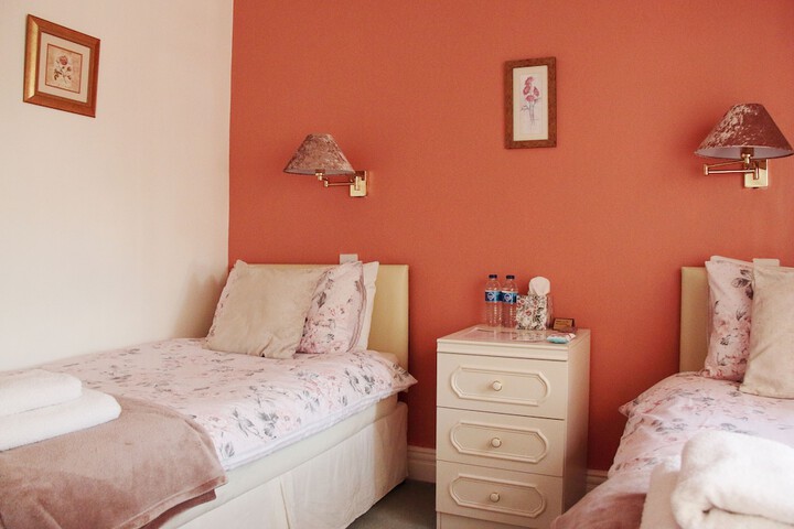 Room 7 of 44