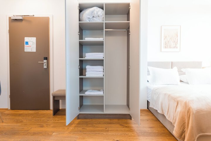 Room 14 of 44