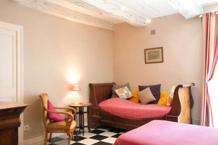 Room 15 of 73
