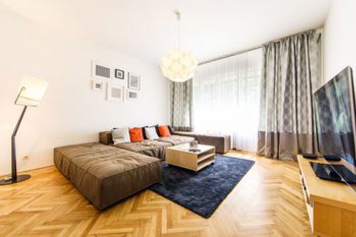 Room 27 of 31
