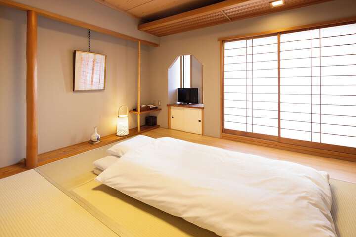 Room 19 of 66