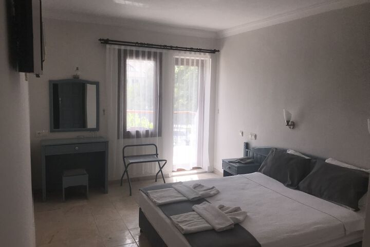 Room 6 of 57