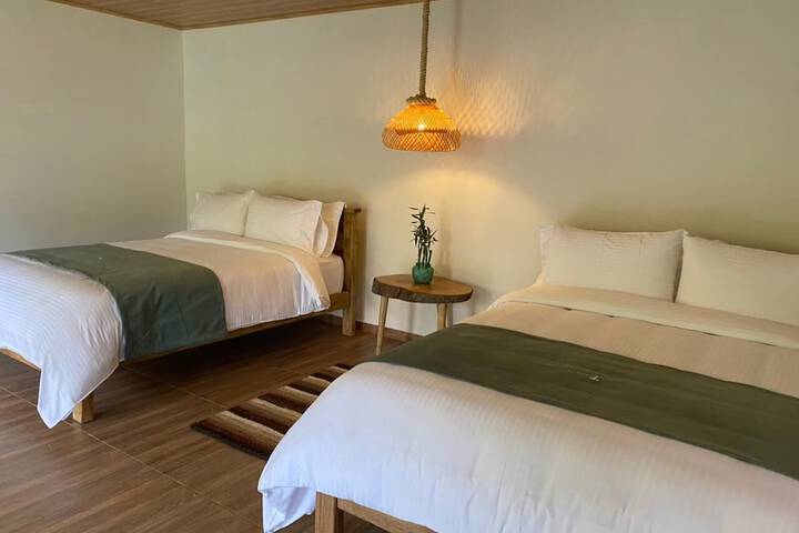 Room 6 of 120