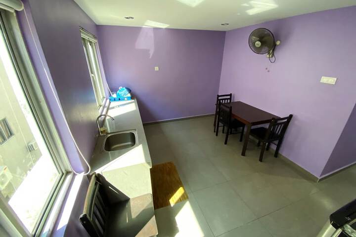 Room 13 of 31