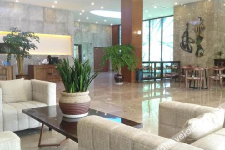 Hotel Interior 25 of 38