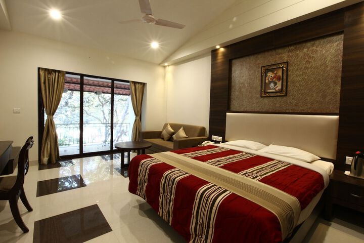 Room 5 of 24