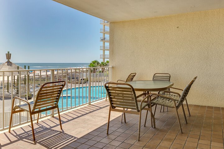Terrace/Patio 10 of 41
