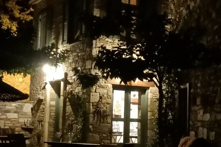 Hotel 75 of 85