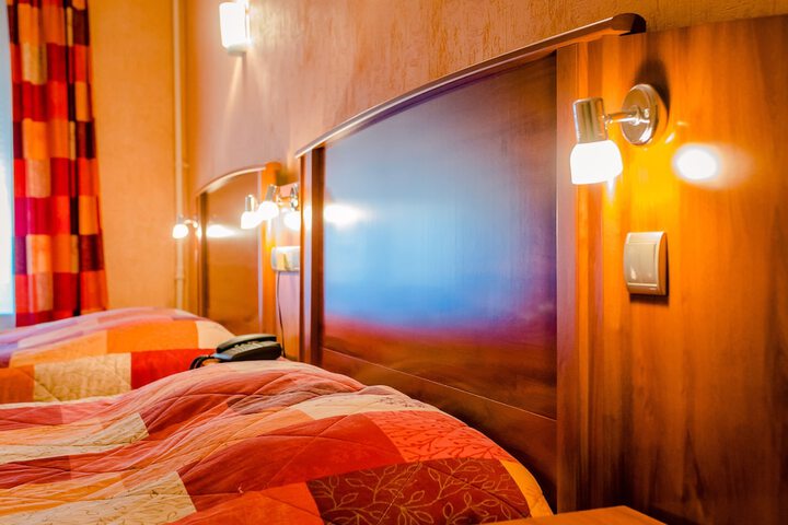 Room 10 of 41