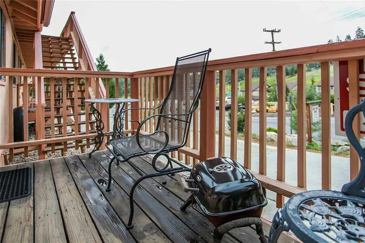 Terrace/Patio 4 of 13