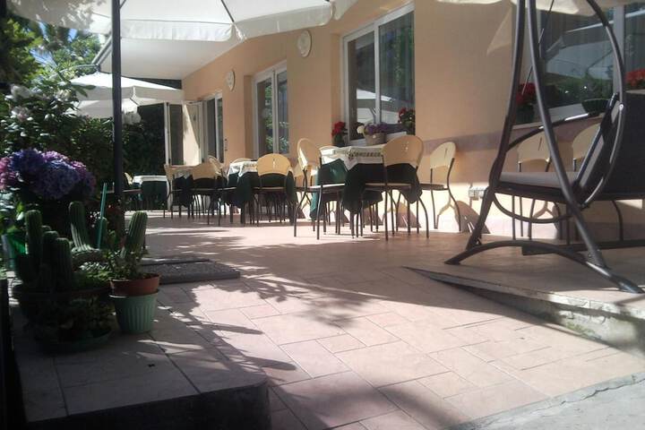 Terrace/Patio 22 of 61