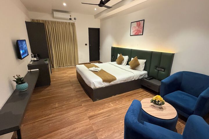 Room 26 of 41