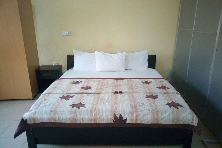 Room 3 of 4
