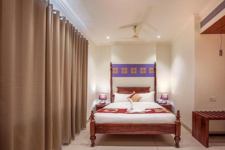 Room 3 of 41