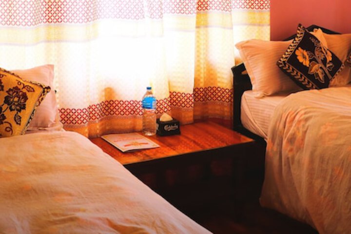 Room 8 of 68