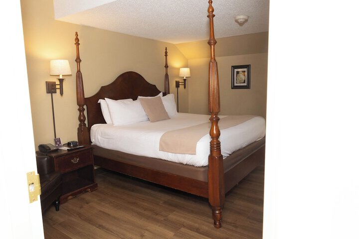 Room 12 of 29