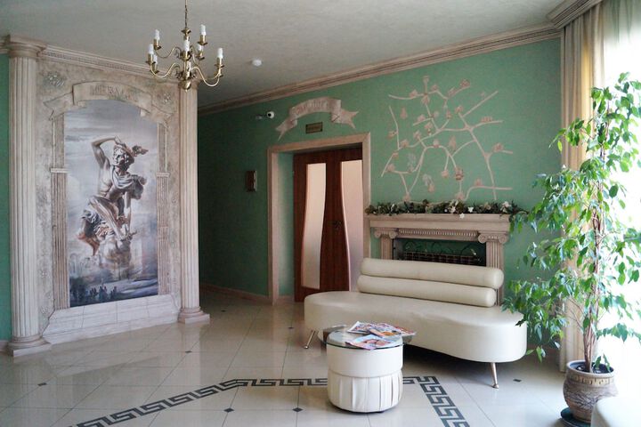 Hotel 2 of 60