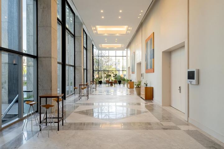 Guest Lobby
