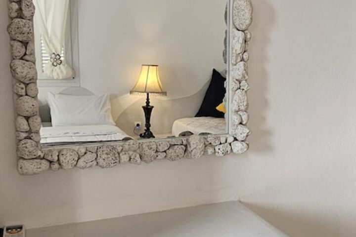 Room 21 of 278