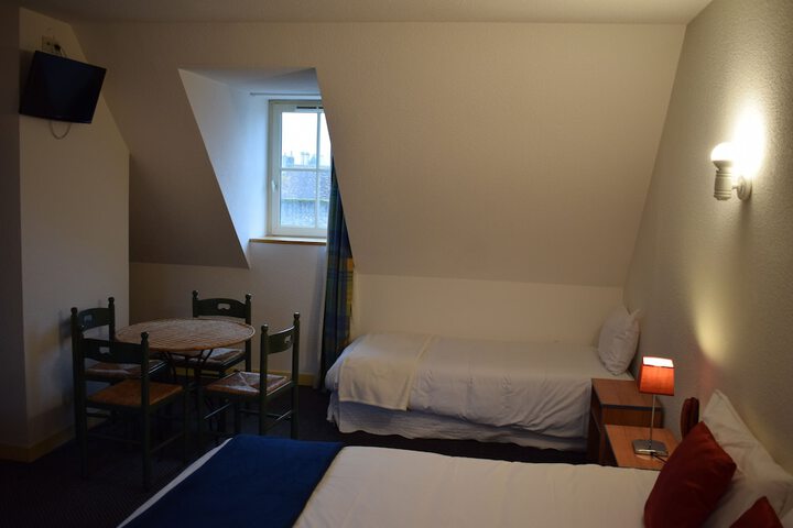 Room 19 of 61