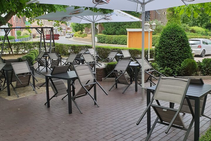Terrace/Patio 30 of 38