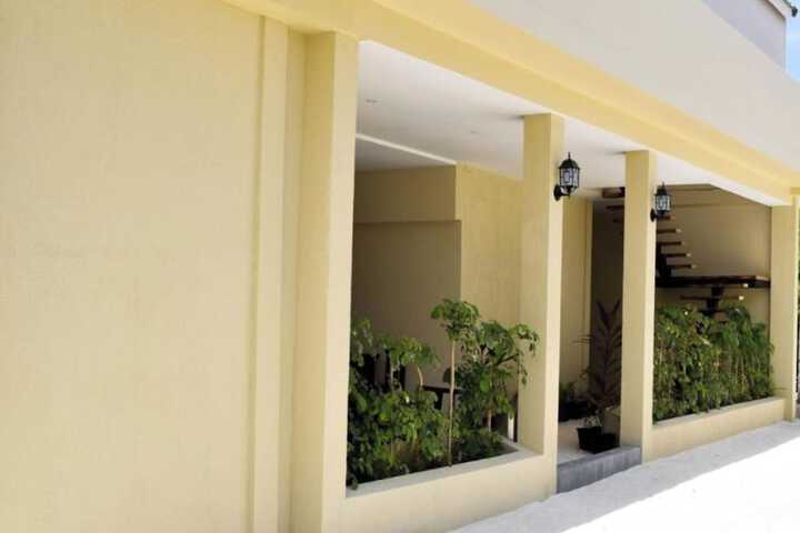 Dhiffushi Tourist Hotel in Dhiffushi