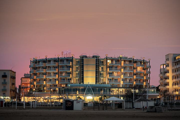 Hotel 98 of 103