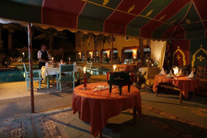 Dining 38 of 38