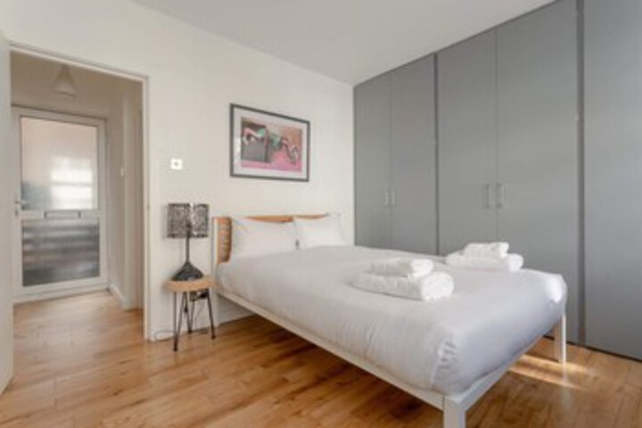 Room 54 of 56