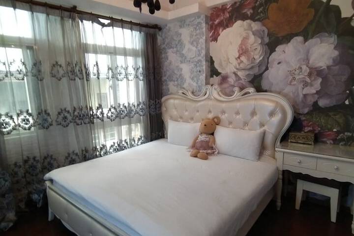 Room 21 of 54