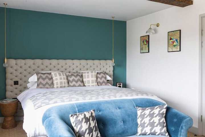 Room 14 of 68