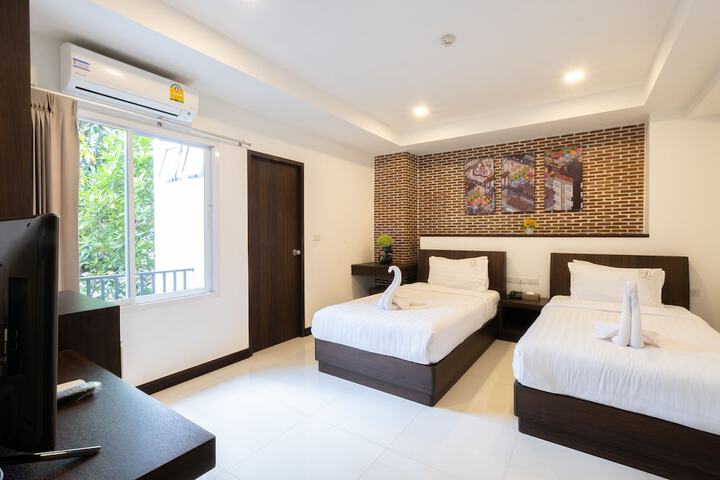 Room 14 of 64